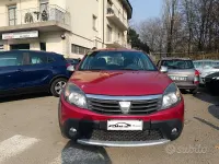 Brugt Dacia Sandero Stepway 85 HK (62 kW) 2011 Rød Sedan