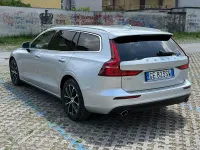 Usata Volvo V60 197 CV (144 kW) 2021 Argento Station wagon
