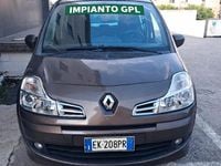 Usata Renault Modus 75 CV (55 kW) 2011 Marrone Monovolume