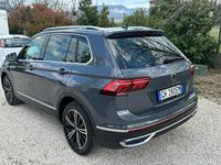 Usata VW Tiguan 150 CV (110 kW) 2021 Verde SUV