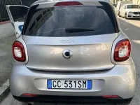 Begagnad Smart ForFour Proxy 71 HK (52 kW) 2015 Halvkombi