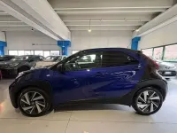 Usata Toyota Aygo X Lounge 72 CV (52 kW) 2023 Blu SUV