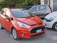 Usata Ford B-MAX Business Edition 95 CV (69 kW) 2013 Arancione Monovolume