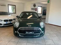 Usata Mini Cooper D 116 CV (85 kW) 2016 Verde Utilitaria