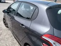 Usata Peugeot 208 82 CV (60 kW) 2015 Grigio Utilitaria