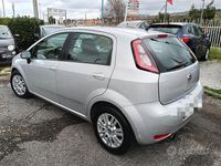 Usata Fiat Punto Lounge 85 CV (62 kW) 2015 Grigio Utilitaria