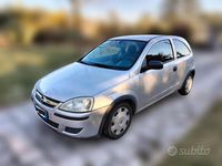 Używany Opel Corsa 58 KM (42 kW) 2006 Szary Hatchback