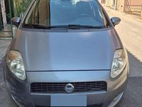 Usata Fiat Grande Punto 75 CV (55 kW) 2006 Grigio Utilitaria