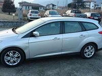Usata Ford Focus 116 CV (85 kW) 2012 Argento Station wagon