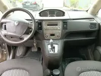 Usata Lancia Musa 95 CV (69 kW) 2009 Grigio Monovolume