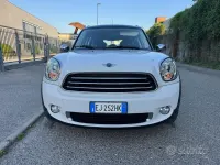 Usata Mini Cooper D Countryman 111 CV (81 kW) 2011 Bianco SUV