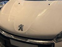Gebraucht Peugeot 208 100 PS (73 kW) 2017 Kleinwagen