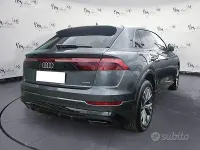 Usata Audi Q8 S-Line 286 CV (210 kW) 2025 Grigio SUV