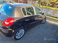 Usata Renault Clio II 85 CV (62 kW) 2005 Nero Berlina