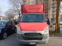 Usata Iveco Daily 106 CV (77 kW) 2012 Rosso Furgone