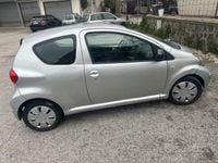 Usata Toyota Aygo 67 CV (49 kW) 2009 Grigio Utilitaria
