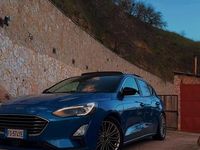 Usata Ford Focus Titanium 120 CV (88 kW) 2018 Blu Berlina