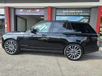 Usata Land Rover Range Rover Vogue 249 CV (183 kW) 2019 Ultimate black / santorini bl SUV