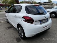 usata Peugeot 208 5p 1.6 bluehdi Style 75cv