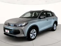 Usata VW Tiguan Life 150 CV (110 kW) 2024 Dolomite silver metallizzato SUV