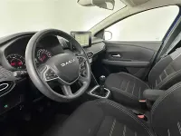 Usata Dacia Sandero Essentiel 101 CV (74 kW) 2023 Blu