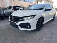 Usata Honda Civic 129 CV (94 kW) 2017 Bianco Berlina