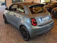 Usata Fiat 500e La Prima 42 kW (58 CV) 2021 Blu/azzurro Utilitaria