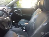 Usata Toyota RAV4 177 CV (130 kW) 2006 Grigio SUV