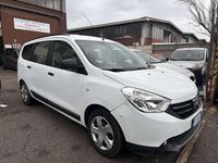 Begagnad Dacia Lodgy Lauréate 90 HK (66 kW) 2016 Vit Minibuss