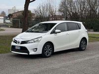 Usata Toyota Verso Active 111 CV (81 kW) 2014 Bianco Monovolume
