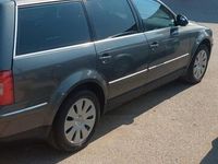 Usata VW Passat 135 CV (99 kW) 2005 Grigio Station wagon