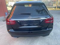 Usata Mercedes C180 122 CV (89 kW) 2019 Nero Berlina