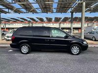 Usata Chrysler Grand Voyager Limited 150 CV (110 kW) 2007 Nero Monovolume