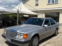 Käytetty Mercedes E200 136 HP (100 kW) 1994 Harmaa Sedan