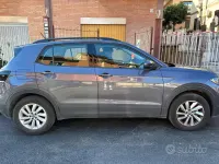 Usata VW T-Cross Style 110 CV (80 kW) 2023 Grigio SUV