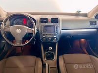 Usata VW Golf V Sportline 140 CV (102 kW) 2006 Grigio Berlina