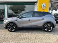 Usata Renault Captur Techno 91 CV (66 kW) 2025 Grigio cassiopea / nero SUV