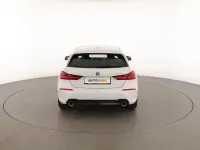 Usata BMW 118 Sport Line 150 CV (110 kW) 2021 Bianco Utilitaria