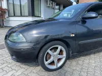 Usata Seat Ibiza 75 CV (55 kW) 2004 Nero Utilitaria