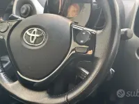 Usata Toyota Aygo Trend 69 CV (50 kW) 2018 Grigio Utilitaria