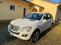 Usata Mercedes ML320 Chrome 224 CV (164 kW) 2010 Bianco SUV