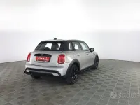 Usata Mini Cooper Classic 136 CV (100 kW) 2023 Argento Utilitaria