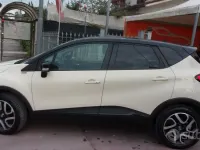 Usata Renault Captur Intens 90 CV (66 kW) 2017 Beige SUV