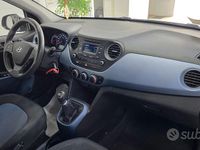 Usata Hyundai i10 Style 65 CV (47 kW) 2014 Grigio Utilitaria