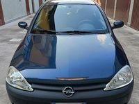 Usata Opel Corsa 75 CV (55 kW) 2001 Blu Utilitaria