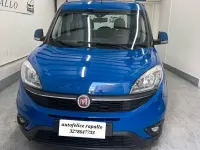 Usata Fiat Doblò Lounge 120 CV (88 kW) 2018 Bluazzurro Monovolume