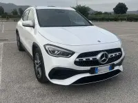 Usata Mercedes GLA200 Premium 150 CV (110 kW) 2021 Nero SUV