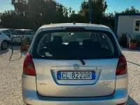 Usata Toyota Corolla Verso 90 CV (66 kW) 2003 Grigio Monovolume
