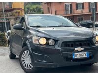 Usata Chevrolet Aveo 86 CV (63 kW) 2012 Nero Berlina
