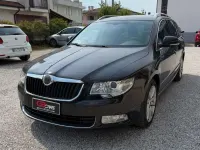 Usata Skoda Superb Elegance 140 CV (102 kW) 2012 Nero Station wagon